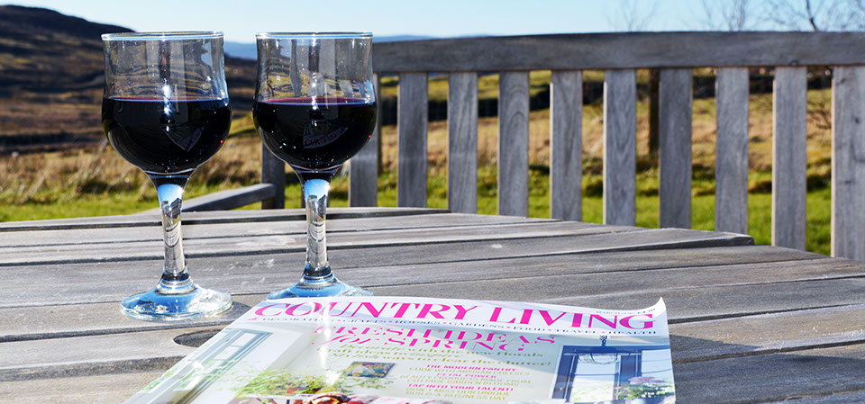 Self Catering accommodation on the Isle of Skye with outside seating in Glenhinnisdal