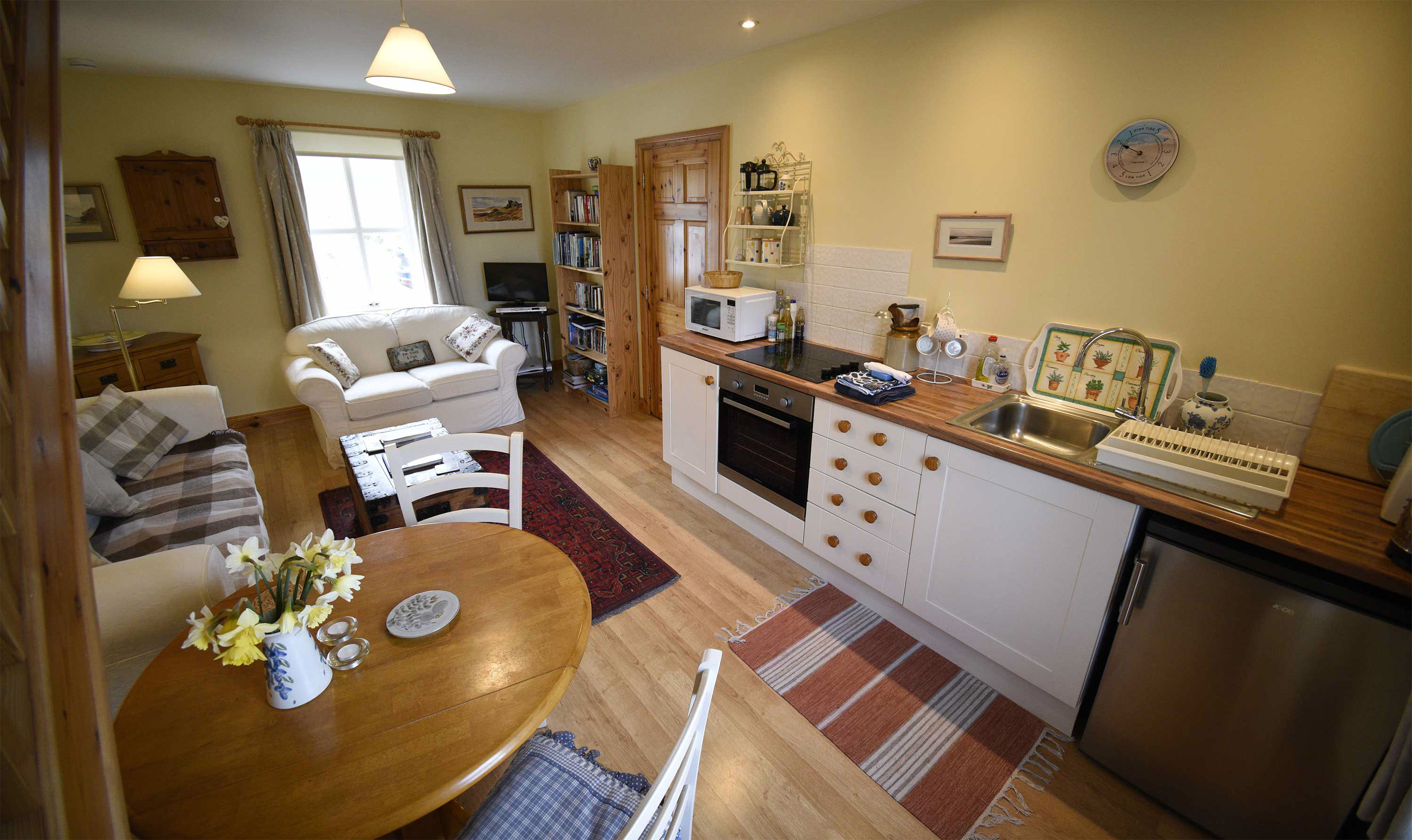 Taransay House Bed and Breakfast Accommodation offers guests excellent Scottish food and drink