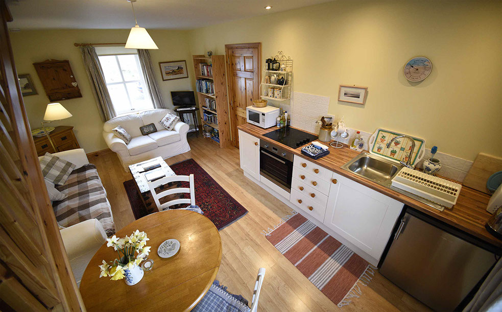 Stay in our comfortable accommodation Half of Three in Glenhinnisdal