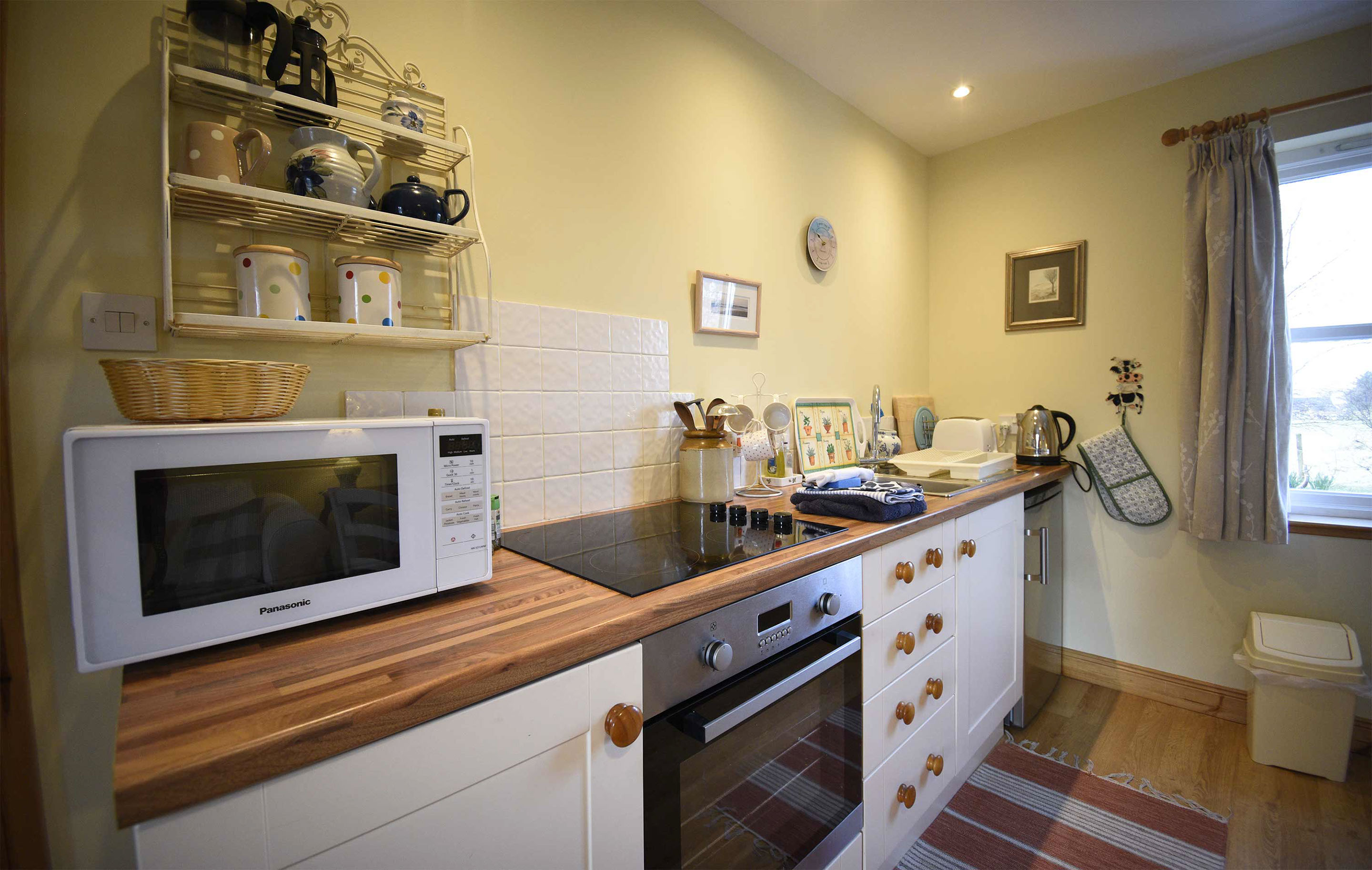 Taransay House Bed and Breakfast Accommodation offers guests excellent Scottish food and drink